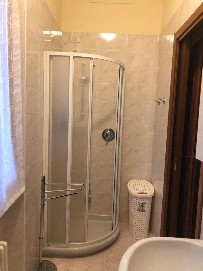 Appartement Casa Patrizia à Torri Del Benaco Extérieur photo