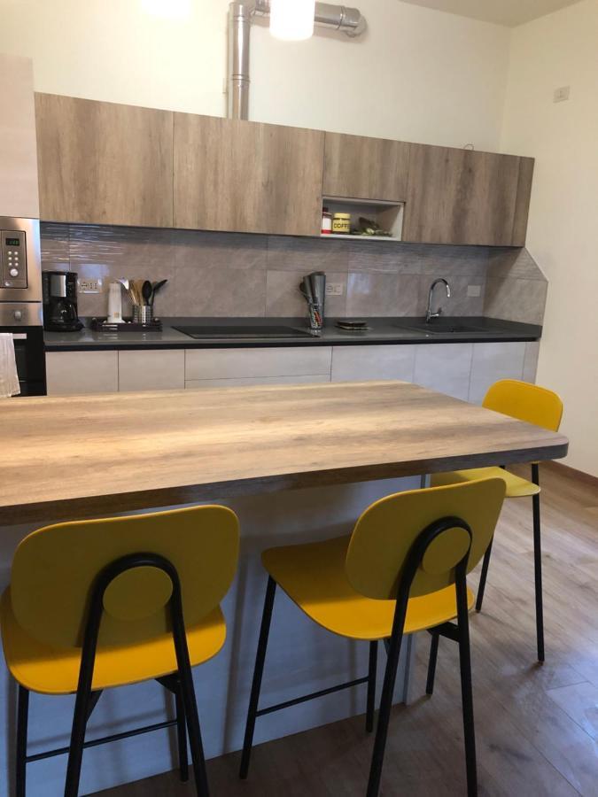 Appartement Casa Patrizia à Torri Del Benaco Extérieur photo