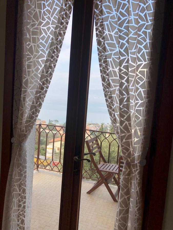 Appartement Casa Patrizia à Torri Del Benaco Extérieur photo