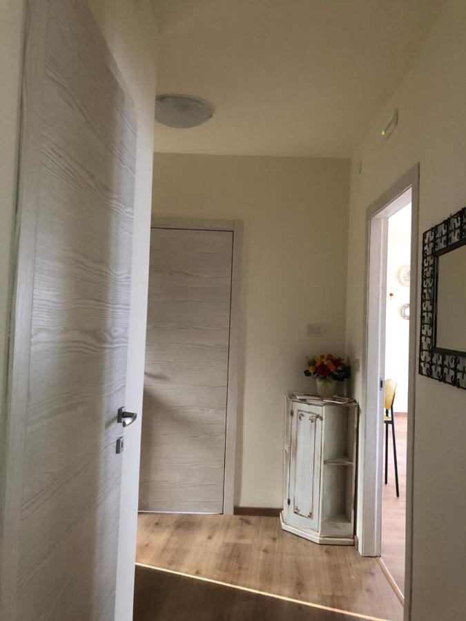 Appartement Casa Patrizia à Torri Del Benaco Extérieur photo